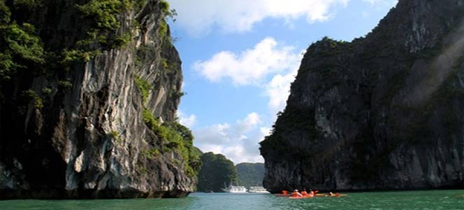 Бухта спускающегося дракона Long Bay - Бухта спускающегося дракона и истинное чудо природы!