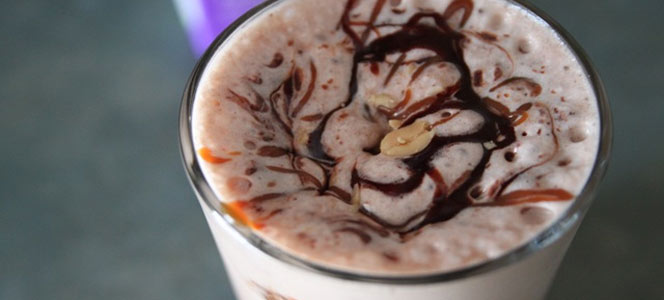 Сникерс смузи Сникерс смузи (Snickers Smoothie)