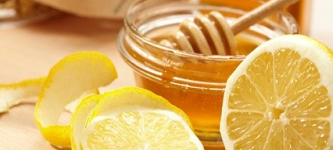 Мед и лимон Природные и дешевые маски для очищения лица