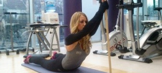 Упражнения для спины с жезлом